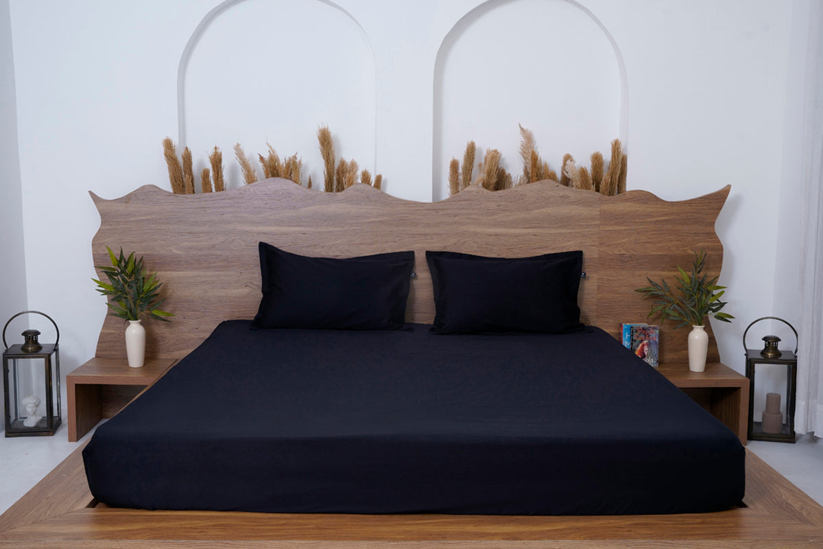 Black Onxy Pure Cotton Solid Fitted Bed Sheet 300 TC