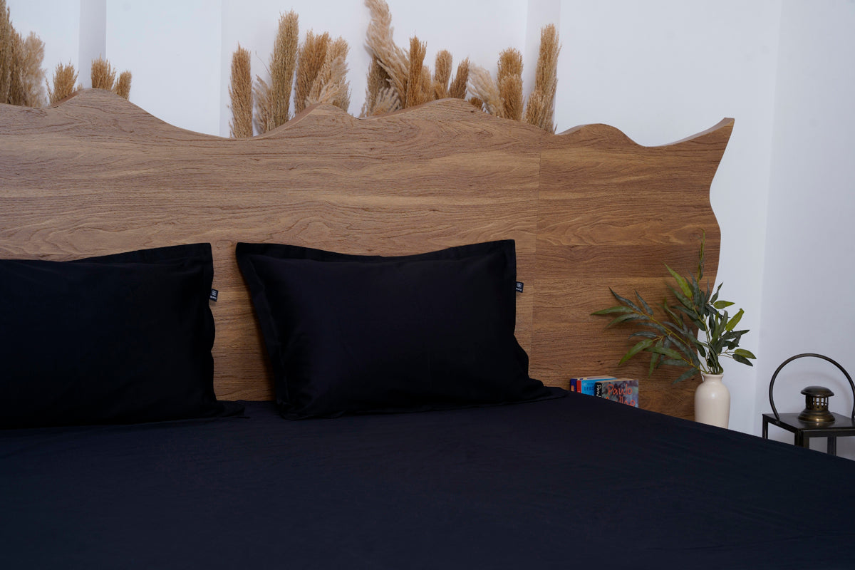 Black Onxy Pure Cotton Solid Fitted Bed Sheet 300 TC