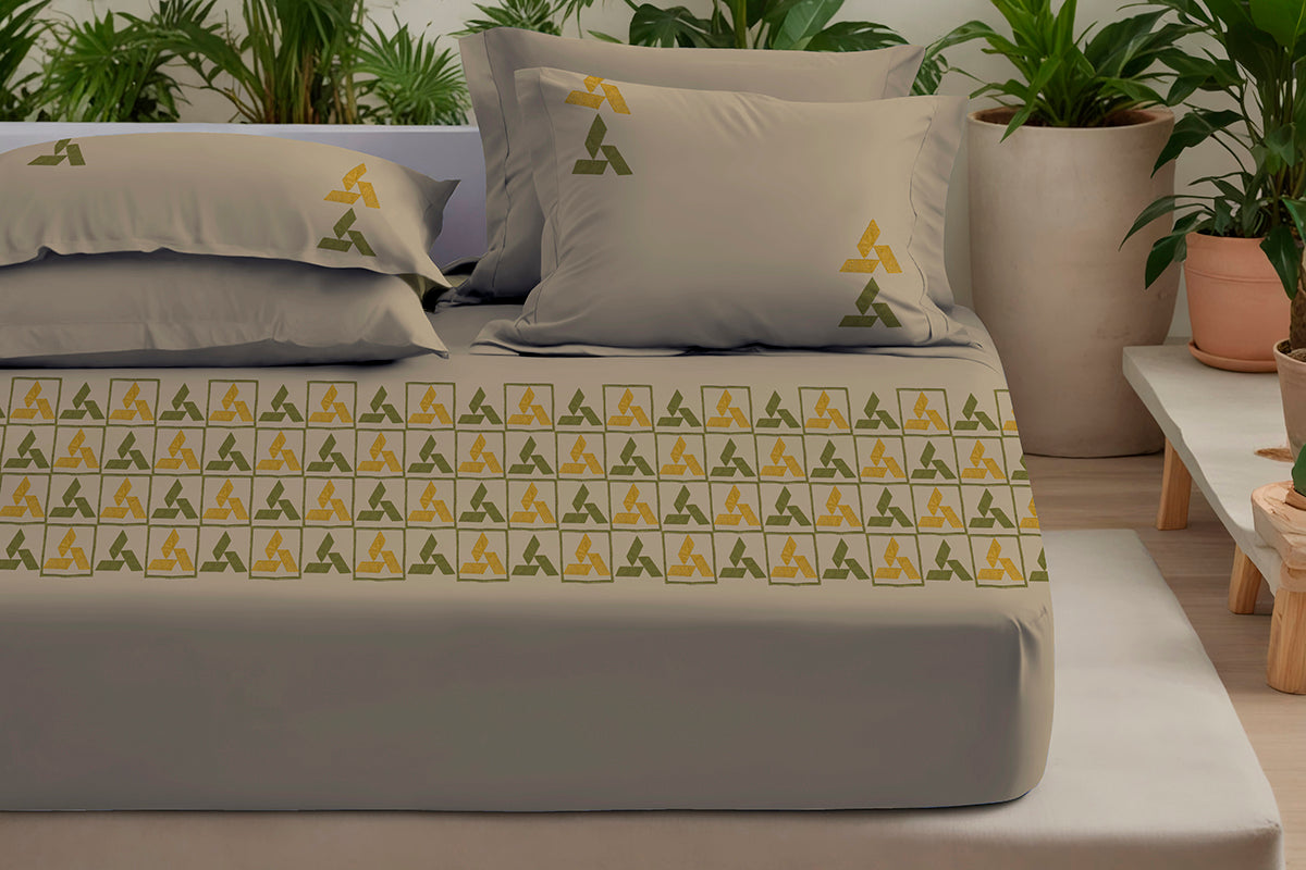 Ecru Embrace - 300 TC Pure Cotton Embroidered Bedsheet